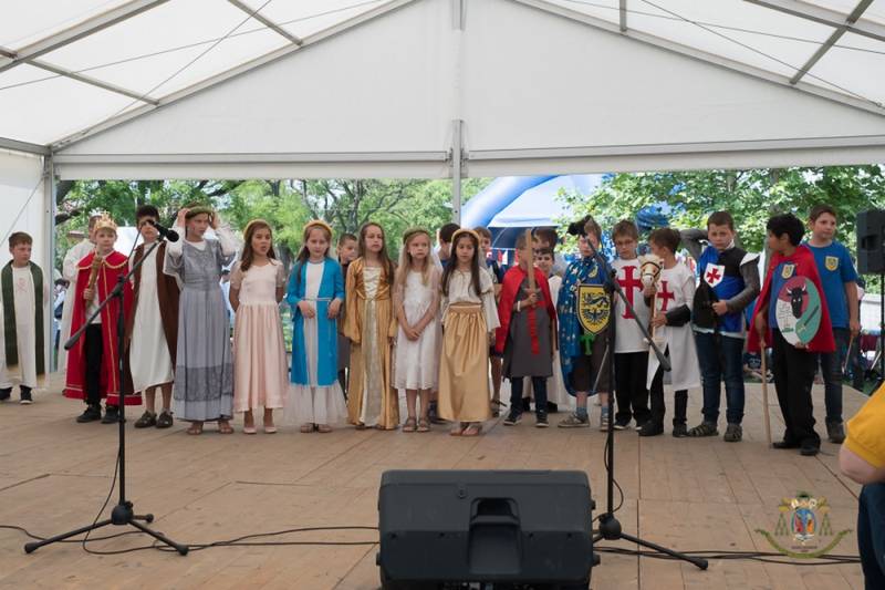 Mohacs3-mission_Boldog_ Gizella.jpg